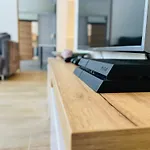 Bythesea Apartment